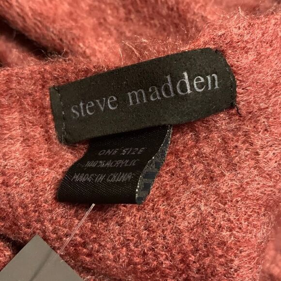 New! Steve Madden Blanket Wrap - Picture 2 of 4